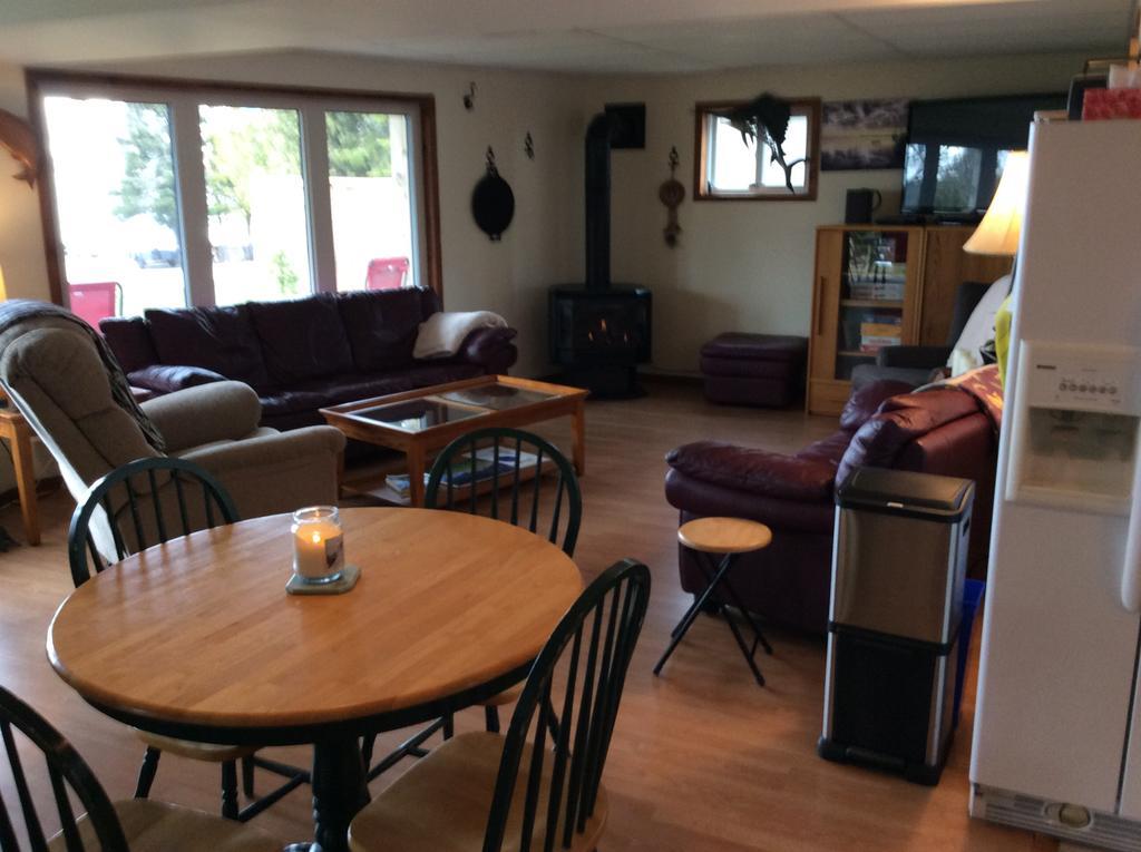 N' This On The Bay -Vacation Suite Wiarton Dış mekan fotoğraf