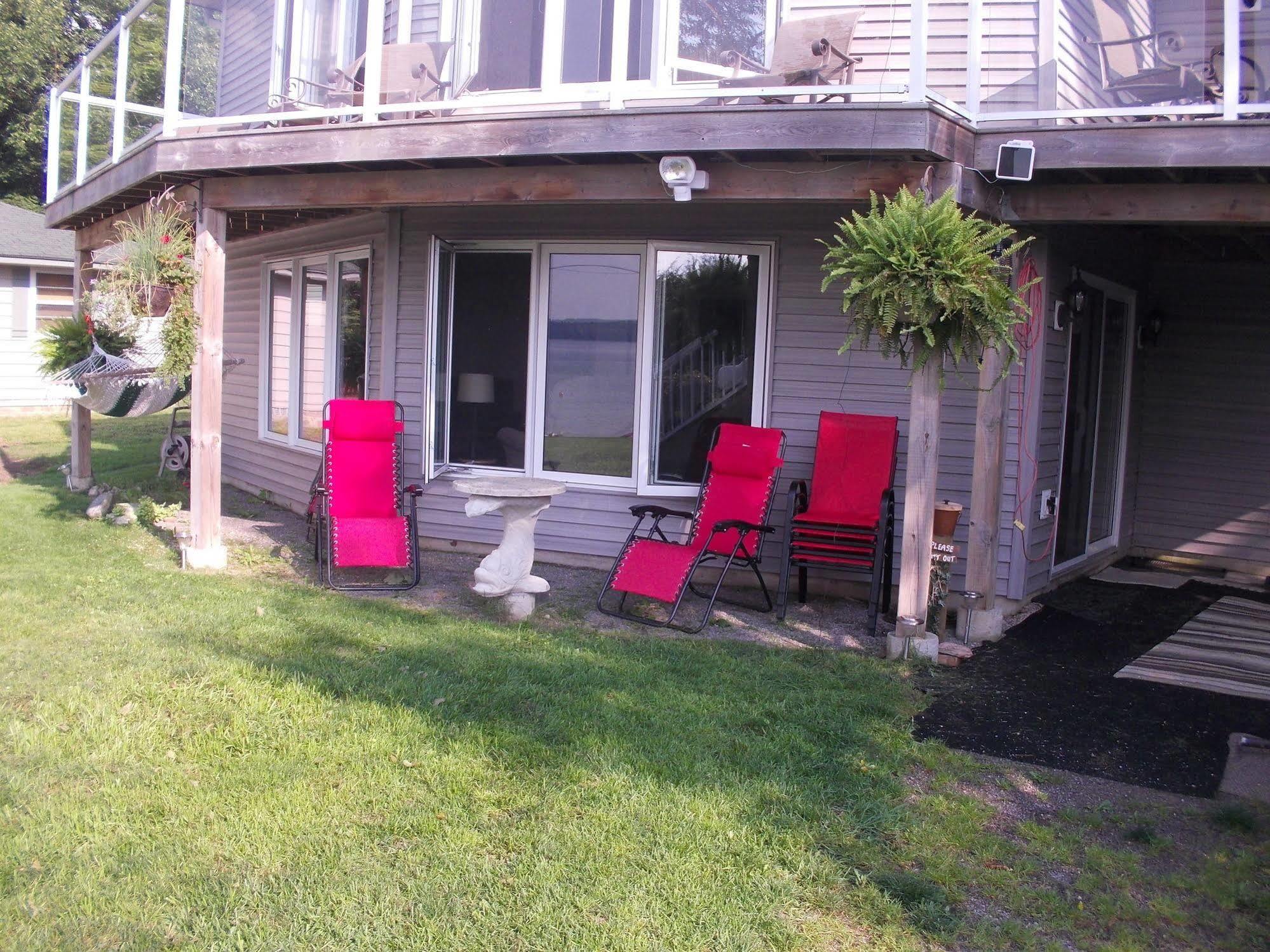 N' This On The Bay -Vacation Suite Wiarton Dış mekan fotoğraf