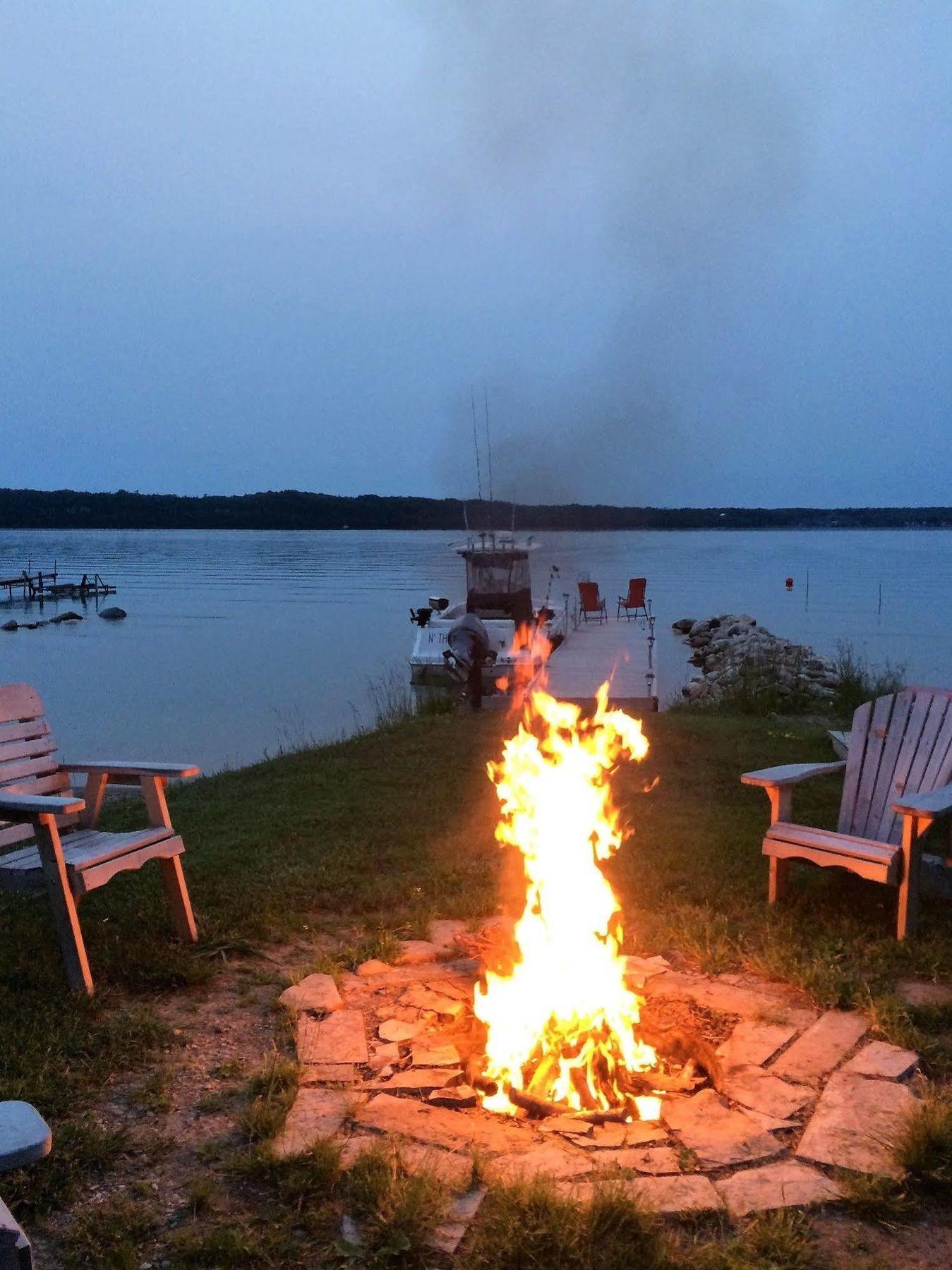 N' This On The Bay -Vacation Suite Wiarton Dış mekan fotoğraf